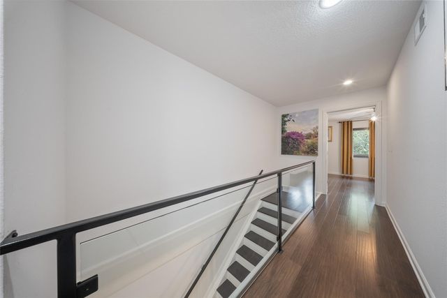 6563 Bayou Glen Road, Houston, TX 77057