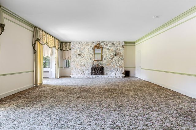 97 A Pound Hollow Road, Old Brookville, NY 11545
