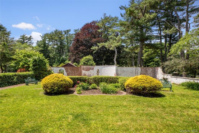97 A Pound Hollow Road, Old Brookville, NY 11545