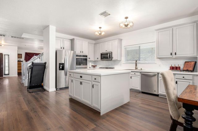 3210 Legends Creek Drive, Spring, TX 77386