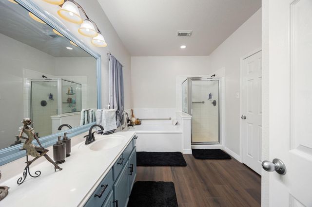 3210 Legends Creek Drive, Spring, TX 77386