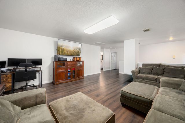3210 Legends Creek Drive, Spring, TX 77386