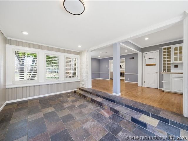 2728 E 22nd Place, Tulsa, OK 74114