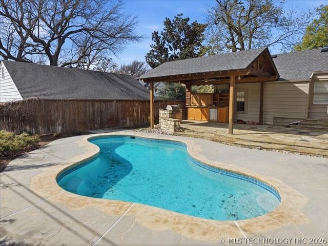 2728 E 22nd Place, Tulsa, OK 74114