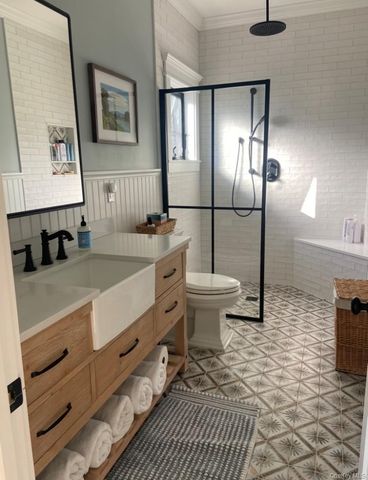 224 Wilmot Road, Ocean Beach, NY 11770