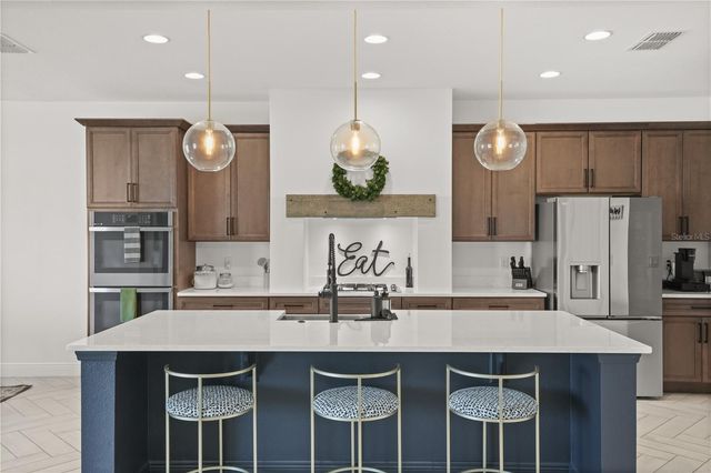 6076 SIERRA CROWN STREET, Mount Dora, FL 32757