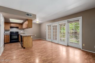 18811 N 19TH Avenue 2004, Phoenix, AZ 85027