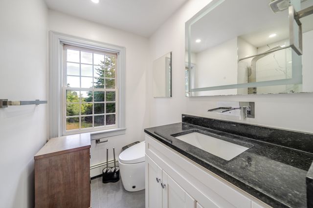 485 E Broadway, Haverhill, MA 01830