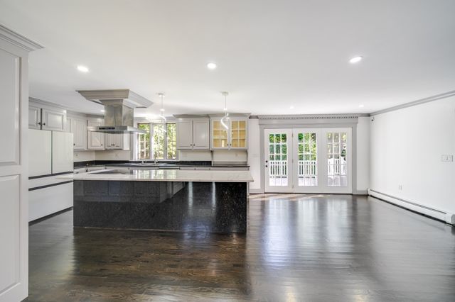 485 E Broadway, Haverhill, MA 01830