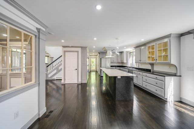 485 E Broadway, Haverhill, MA 01830