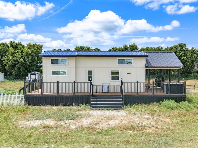 828 Wilson Road, Perrin, TX 76486