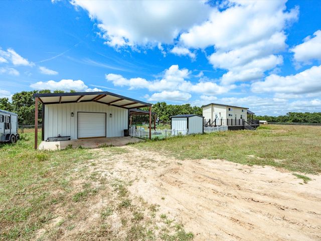 828 Wilson Road, Perrin, TX 76486