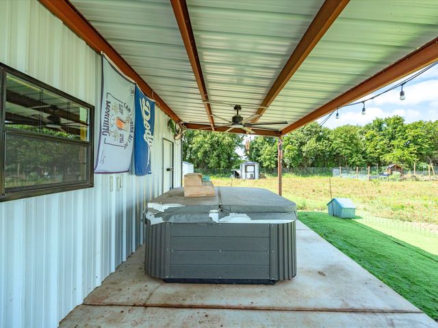 828 Wilson Road, Perrin, TX 76486