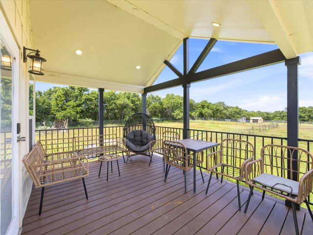 828 Wilson Road, Perrin, TX 76486
