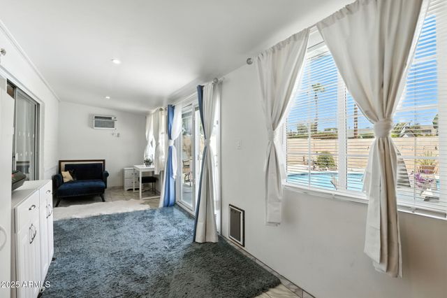 6826 E WILLETTA Street, Scottsdale, AZ 85257