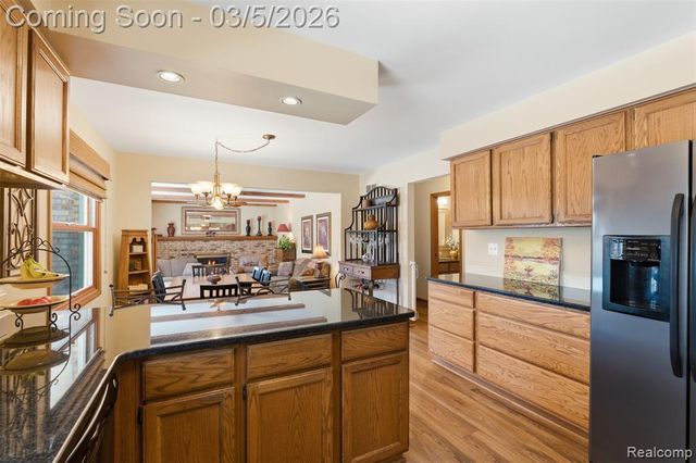 15948 Park Lane, Northville, MI 48168