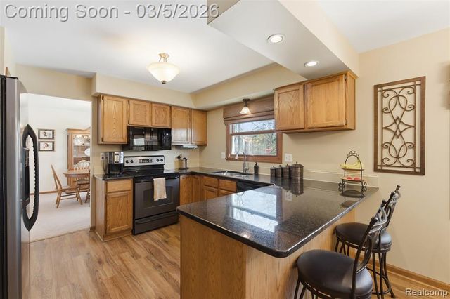 15948 Park Lane, Northville, MI 48168