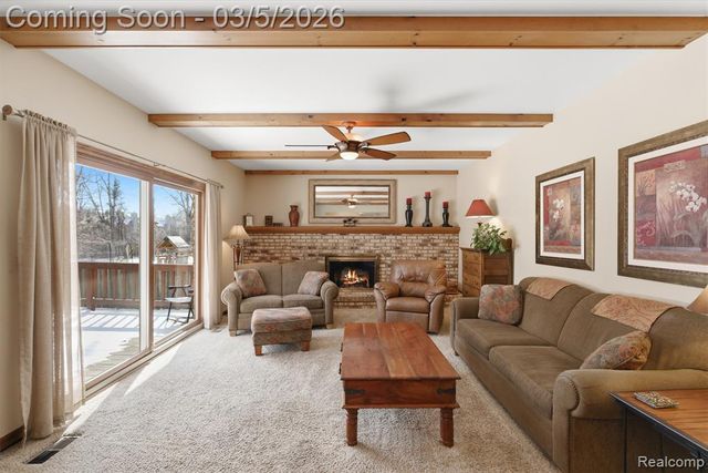 15948 Park Lane, Northville, MI 48168