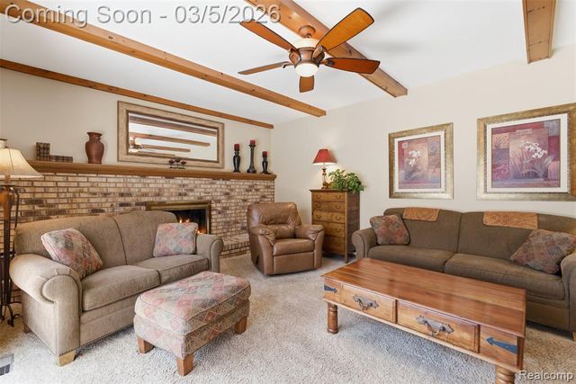 15948 Park Lane, Northville, MI 48168