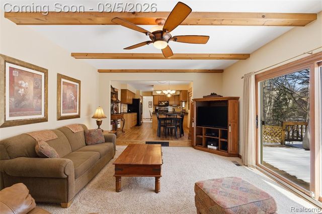 15948 Park Lane, Northville, MI 48168