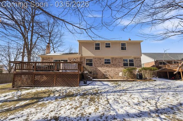 15948 Park Lane, Northville, MI 48168