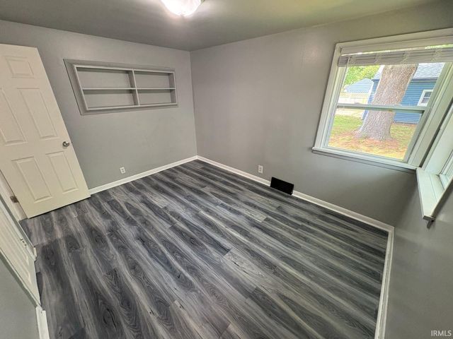 1635 N Johnson Street, South Bend, IN 46628
