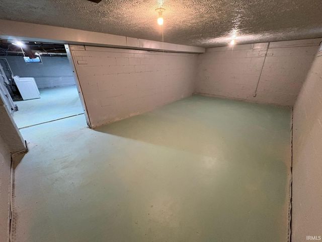 1635 N Johnson Street, South Bend, IN 46628