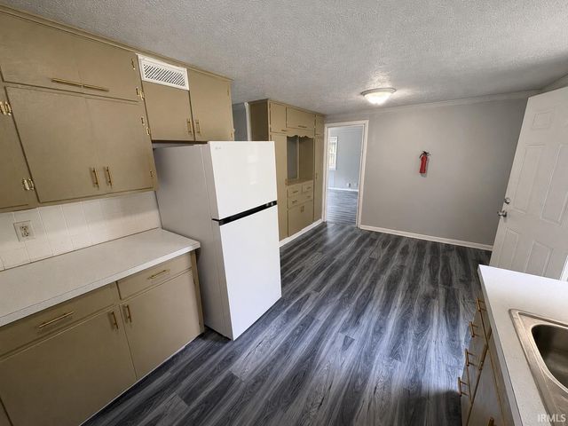 1635 N Johnson Street, South Bend, IN 46628
