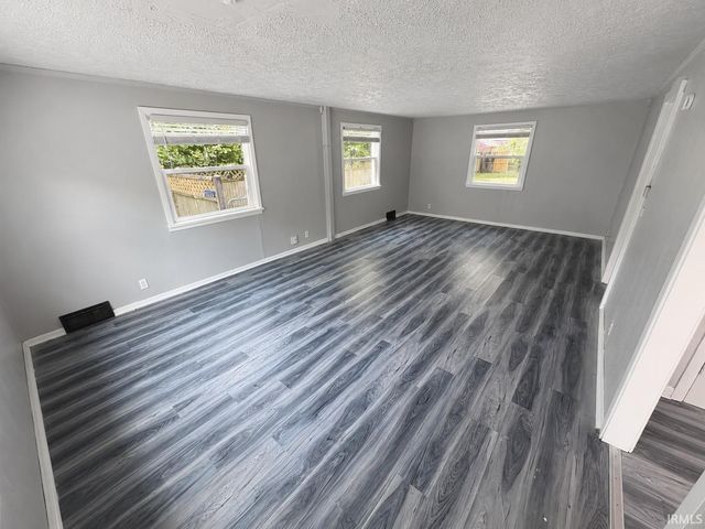1635 N Johnson Street, South Bend, IN 46628