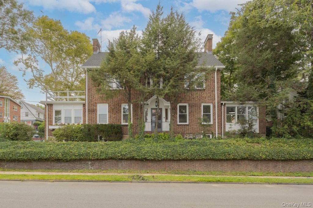 402 Westchester Avenue, Mount Vernon, NY 10552 — exterior