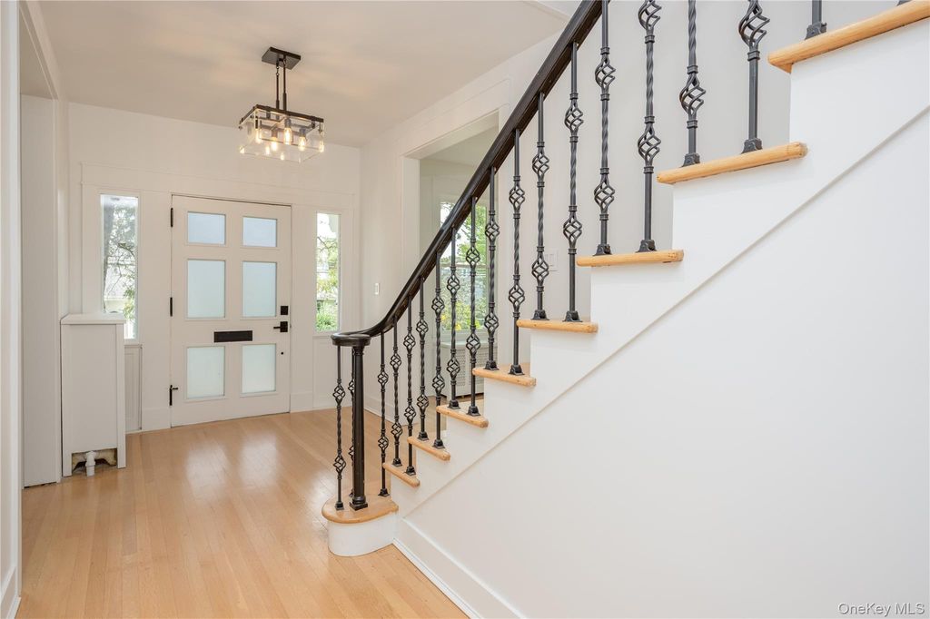 402 Westchester Avenue, Mount Vernon, NY 10552 — photo 3