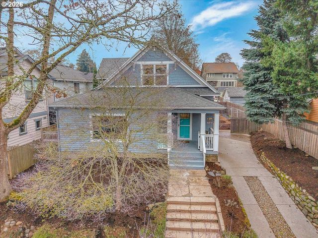 1017 Ne SKIDMORE St, Portland, OR 97211