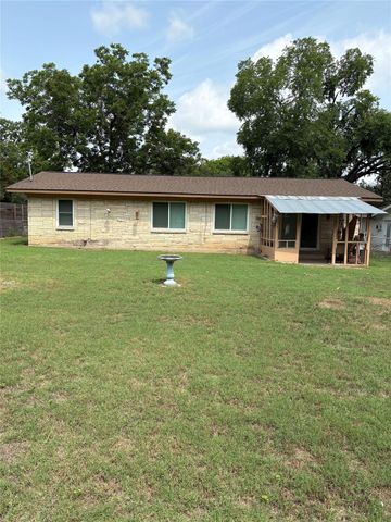 5907 Eureka DR, Austin, TX 78745
