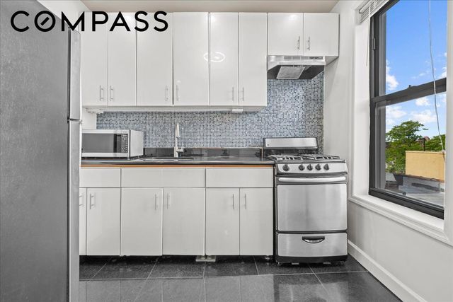1710 Carroll Street D4, New York City, NY 11213