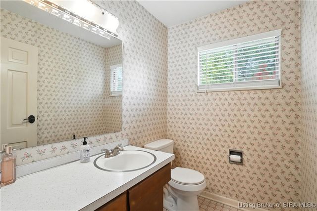 301 Country Club Drive, New Albany, IN 47150