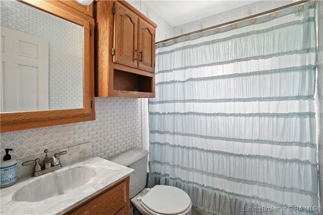 301 Country Club Drive, New Albany, IN 47150