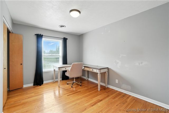 301 Country Club Drive, New Albany, IN 47150