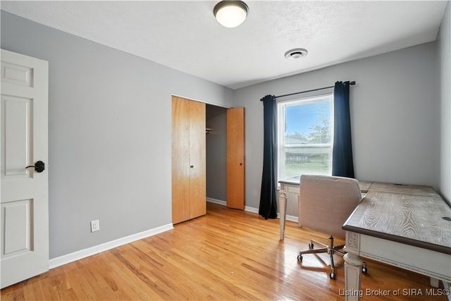 301 Country Club Drive, New Albany, IN 47150