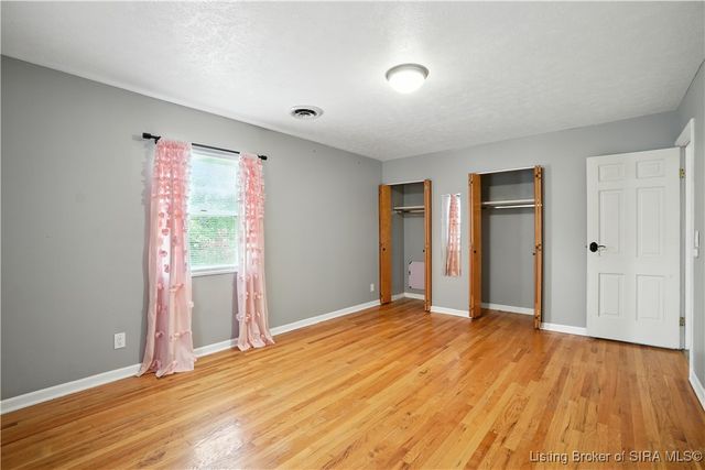 301 Country Club Drive, New Albany, IN 47150