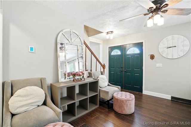 301 Country Club Drive, New Albany, IN 47150