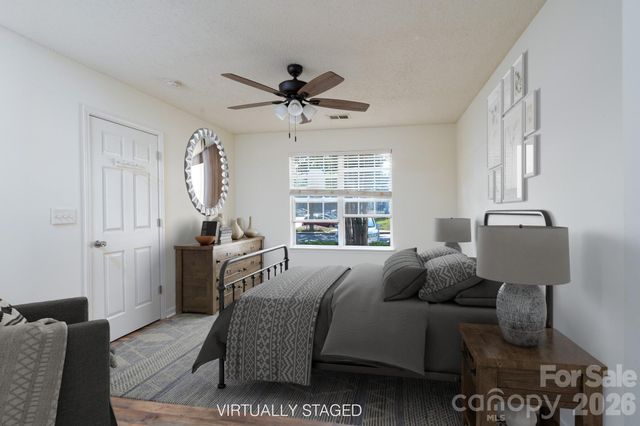 6491 Saint Bernard Way, Charlotte, NC 28269