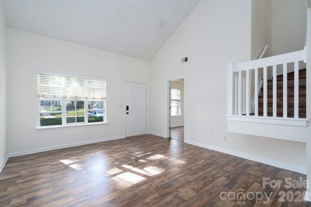 6491 Saint Bernard Way, Charlotte, NC 28269
