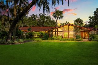 9565 SILVER LAKE DRIVE, Leesburg, FL 34788