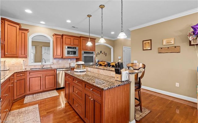 4002 Mulligan Circle, Greensboro, NC 27406