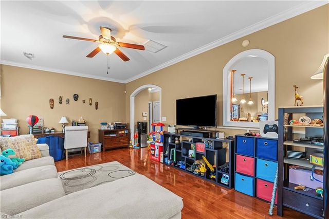 4002 Mulligan Circle, Greensboro, NC 27406