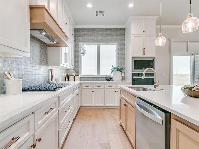 4629 Red Cedar Avenue, Piedmont, OK 73078