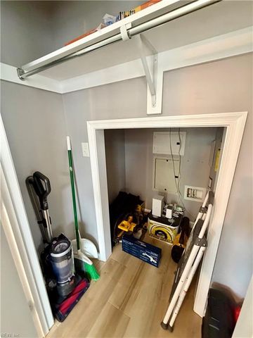 4192 Clarendon WAY, Virginia Beach, VA 23456