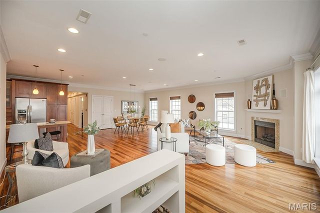 6404 Cates Avenue 4W, St Louis, MO 63130