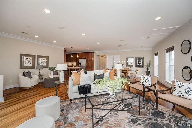 6404 Cates Avenue 4W, St Louis, MO 63130