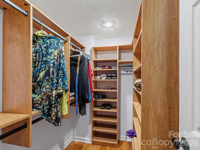 317 Robertson Street, Burnsville, NC 28714